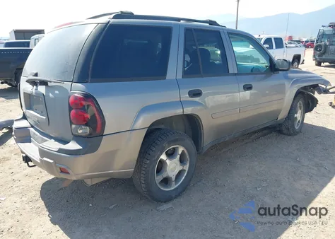 2007 Chevrolet Trailblazer Ls z USA, uszkodzony, nr VIN 1GNDT13S272168904